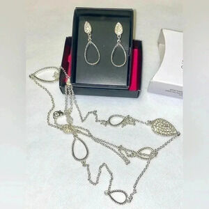 🌸Jewelry  set of necklace and earrings 🌸